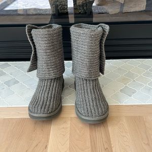 UGG Classic Cardy Button Detailed Knit Boots- size 7